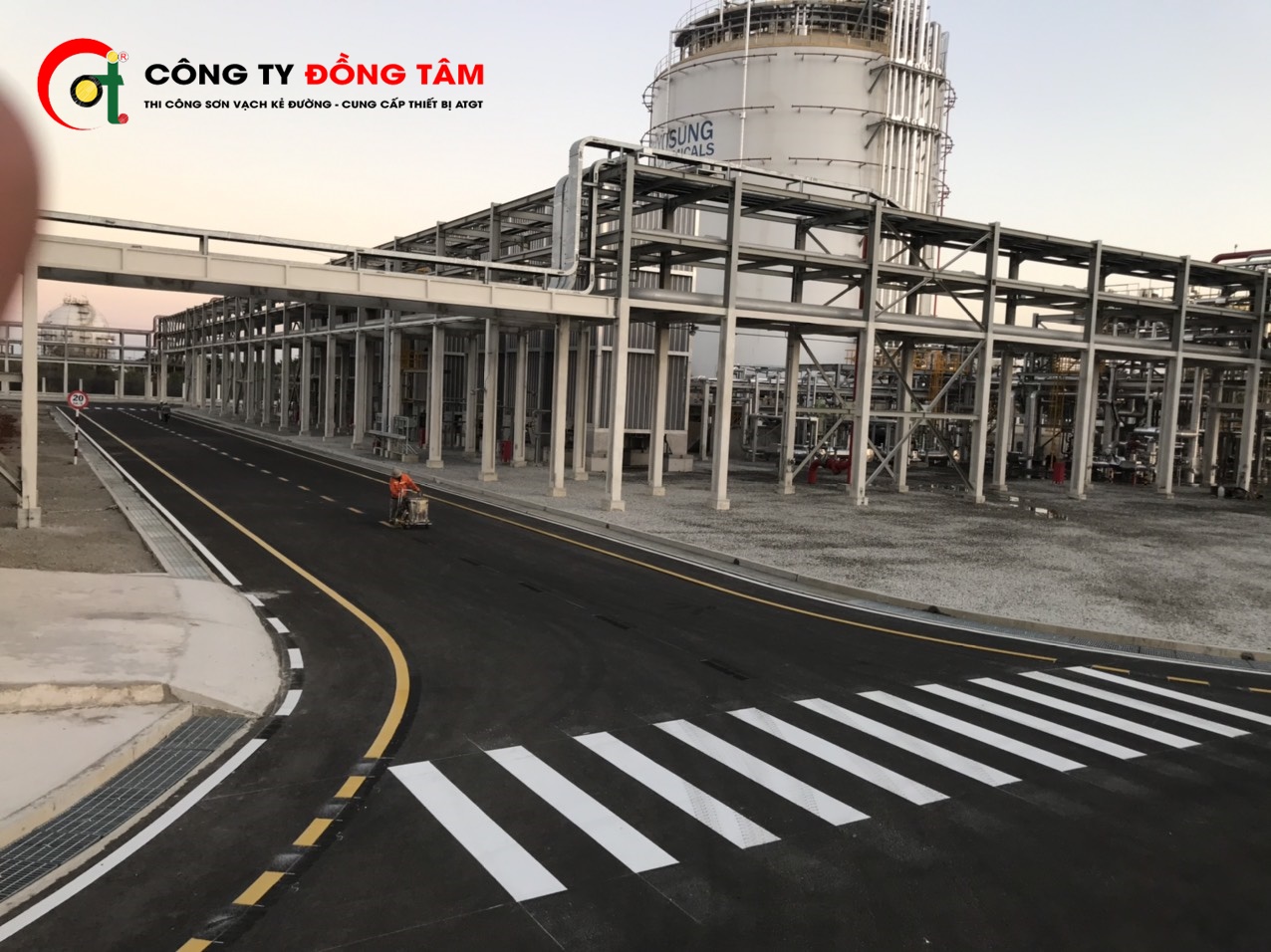 báo giá sơn kẻ đường